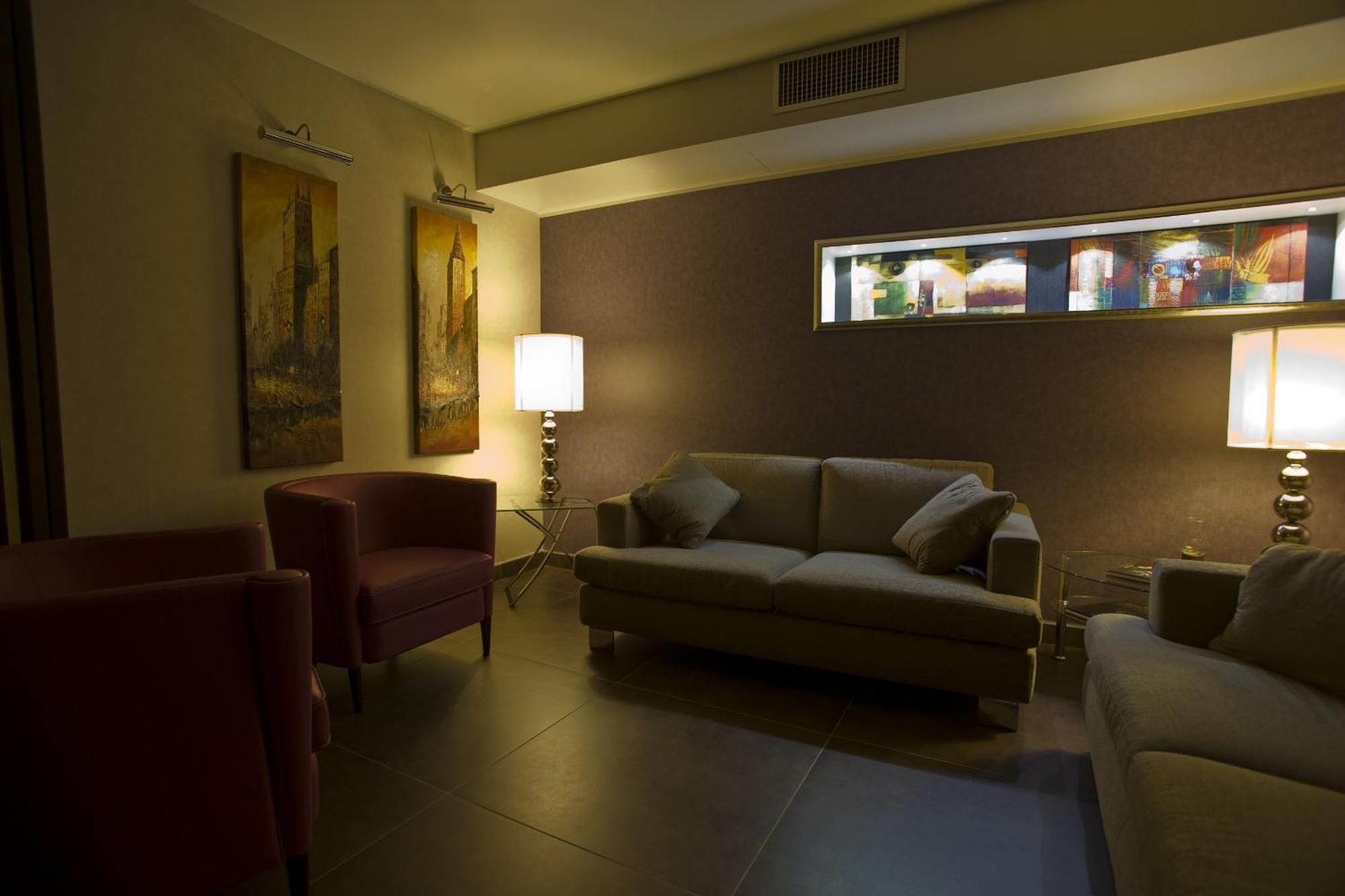Rome Airport Hotel Fiumicino Bagian luar foto